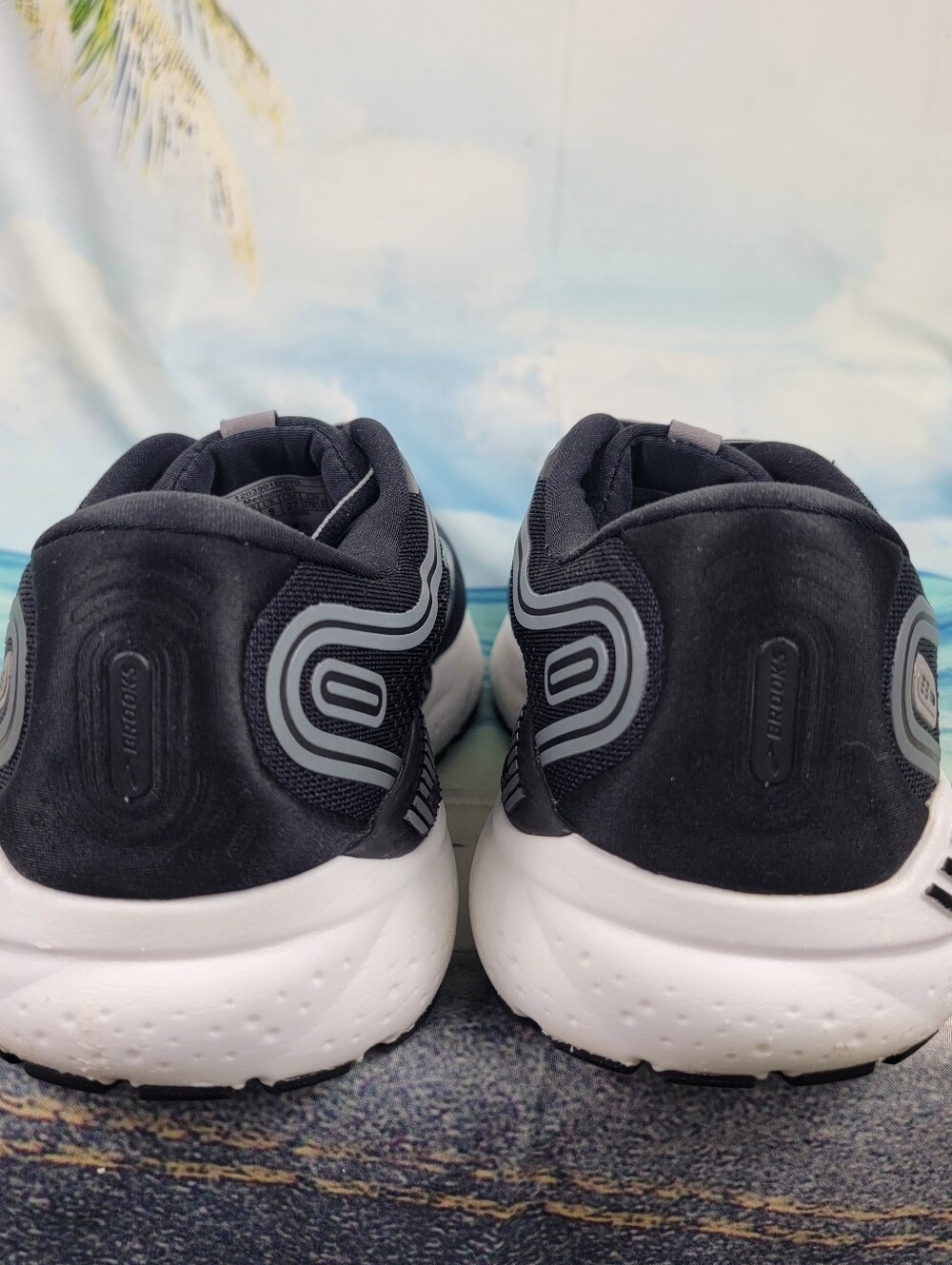 Brooks Ariel GTS 23 Women's 10 - Picture 9 of 11